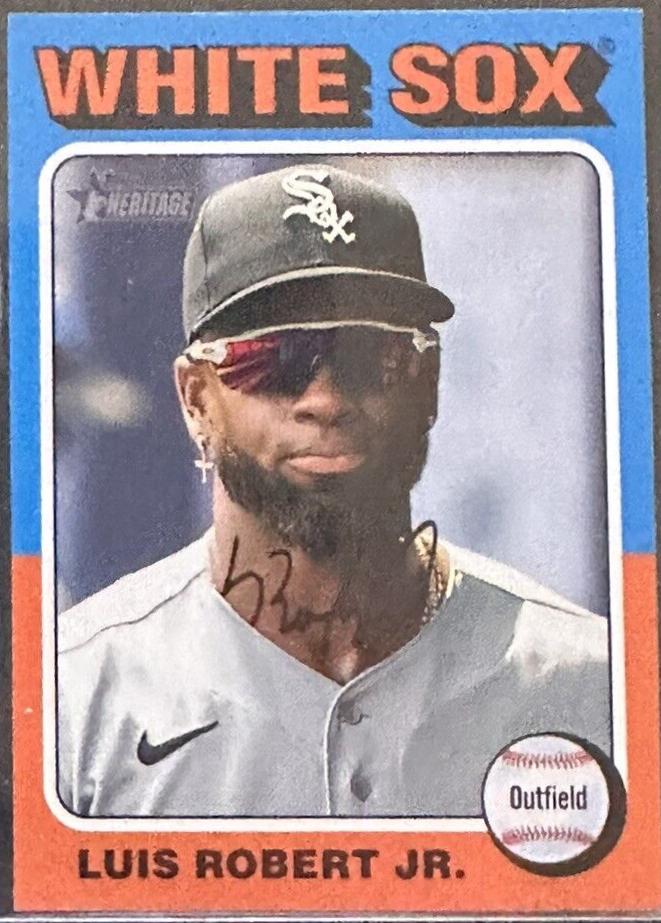 Luis Robert Jr. #487 Baseball Cards 2024 Topps Heritage Color Swap