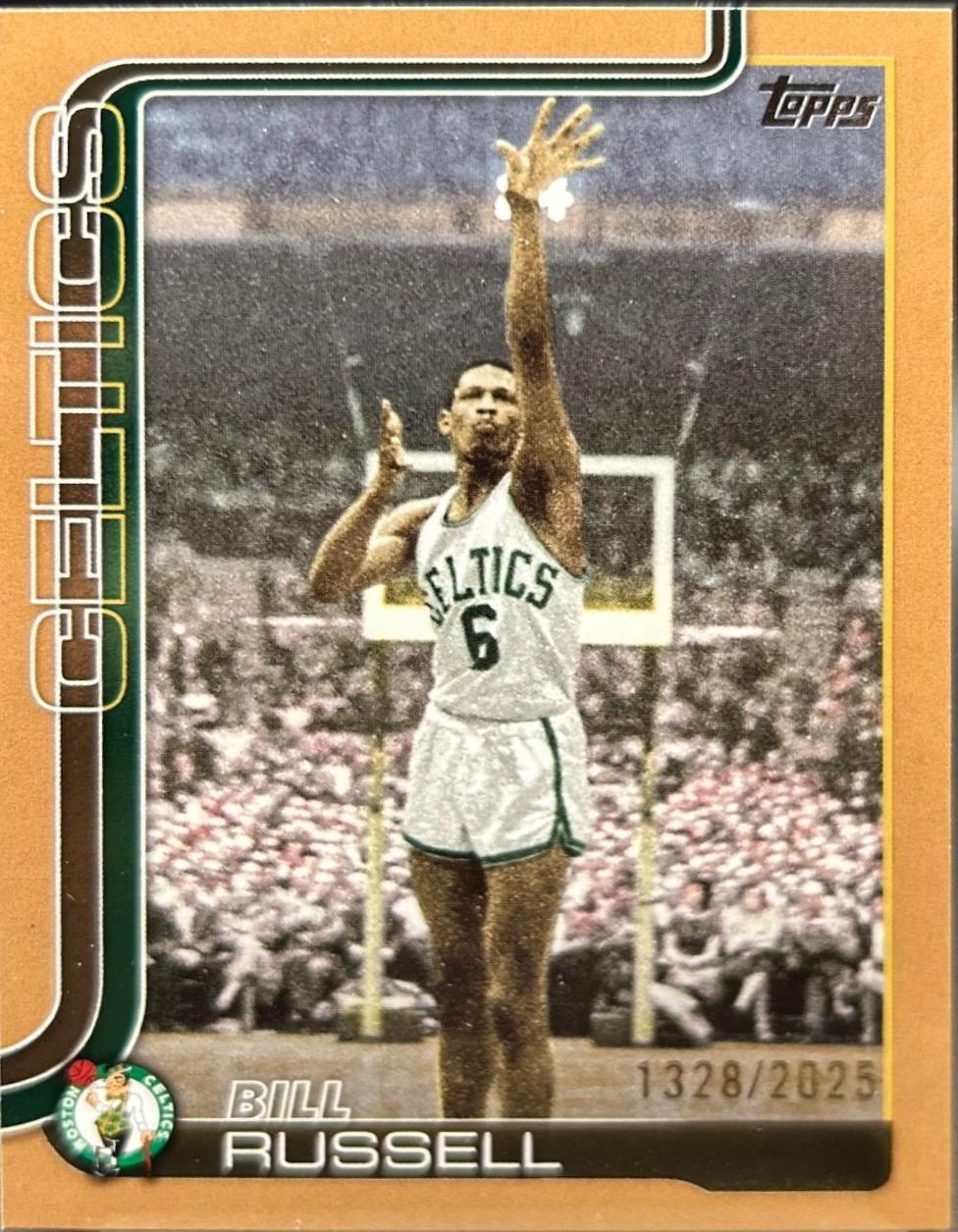 Bill Russell [Gold] #251 Prices | 2025 Topps | Basketball Cards