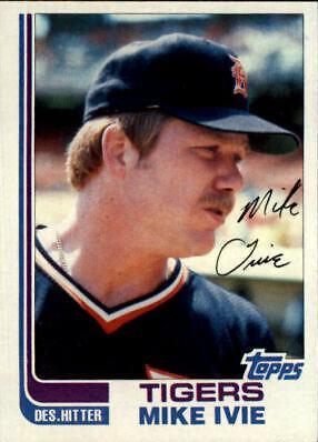 1982 Topps Traded Mike Ivie #45T card