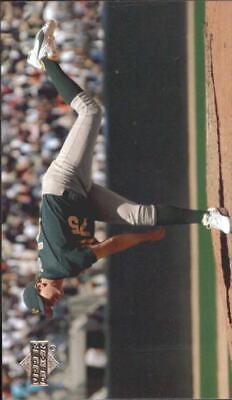 Barry Zito #44 Baseball Cards 2004 Upper Deck