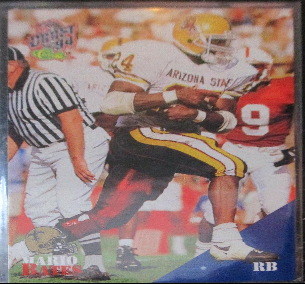 Mario Bates #15 Football Cards 1994 Classic