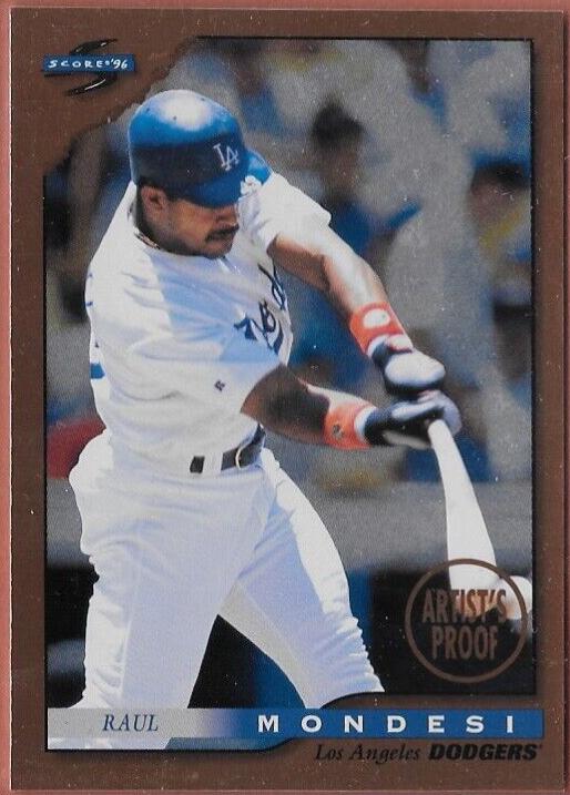 Raul Mondesi #7 Baseball Cards 1996 Score