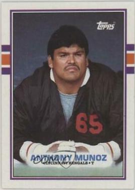 Anthony Munoz #28 Football Cards 1989 Topps
