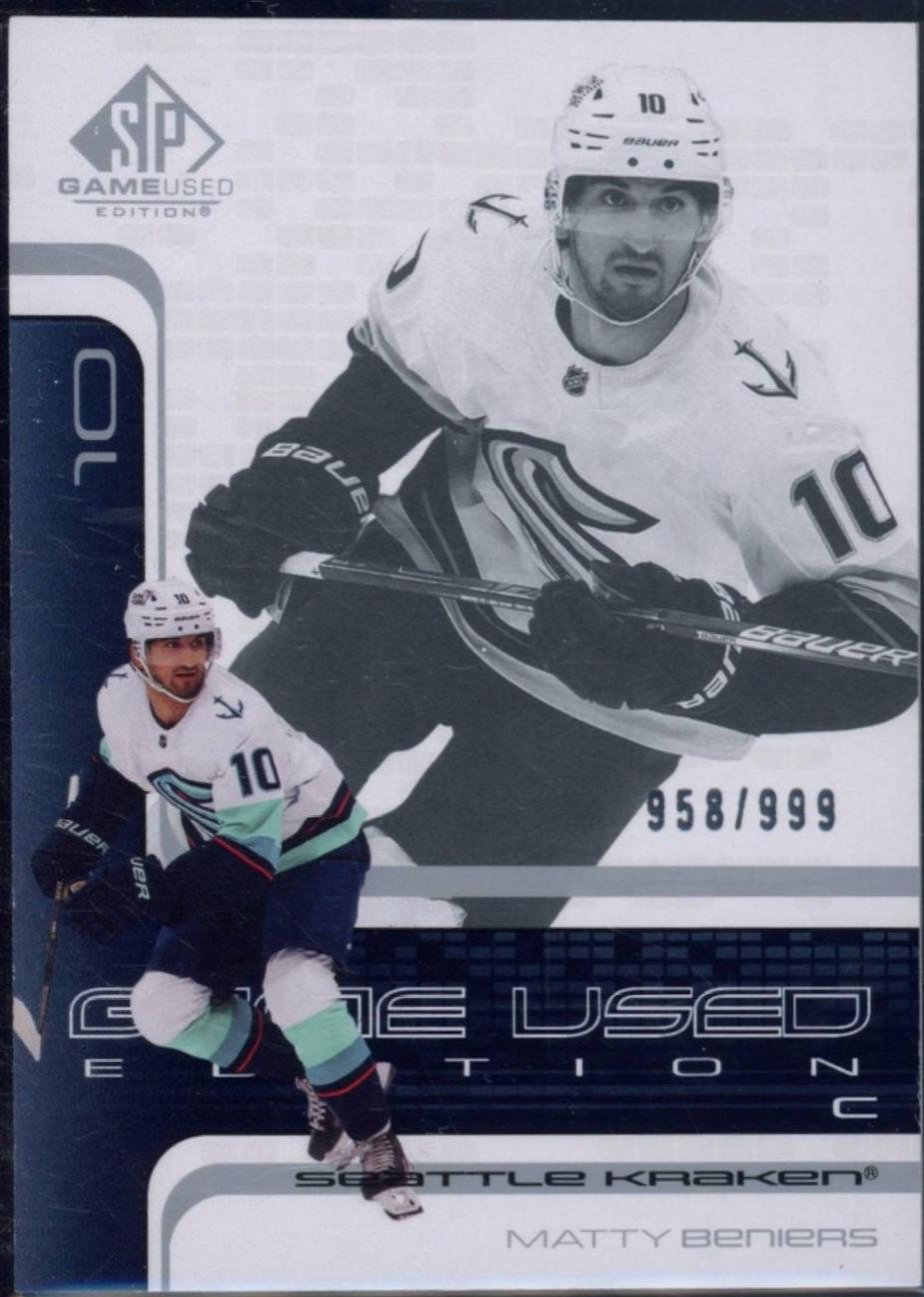 Matty Beniers #R-11 2022-23 SP Game Used Hockey 2001-02 Retro - Rookies