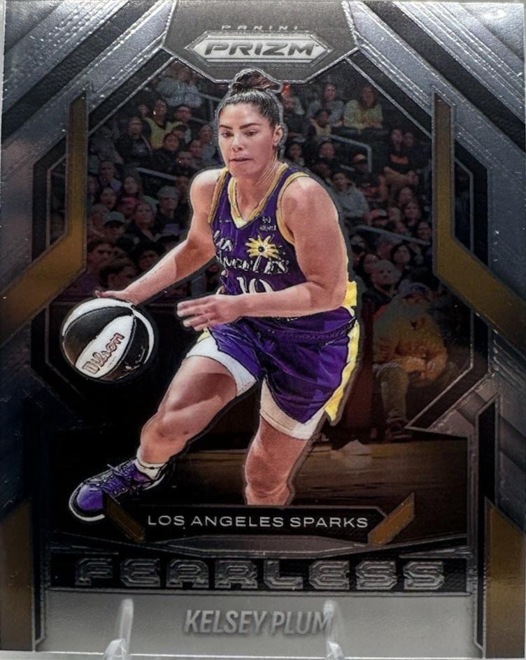 2025 Panini Prizm WNBA Fearless Kelsey Plum #11 card