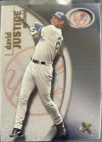 David Justice #32 Baseball Cards 2001 Fleer EX