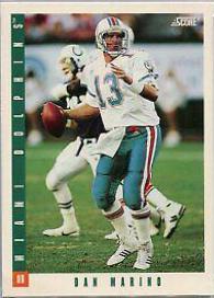 Dan Marino #265 Football Cards 1993 Panini Score