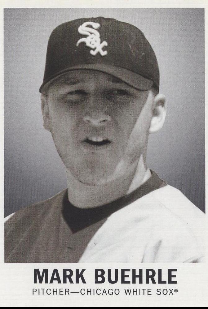 Mark Buehrle #15 Baseball Cards 2003 Leaf 60