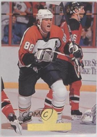 Eric Lindros #415 Hockey Cards 1994 Leaf