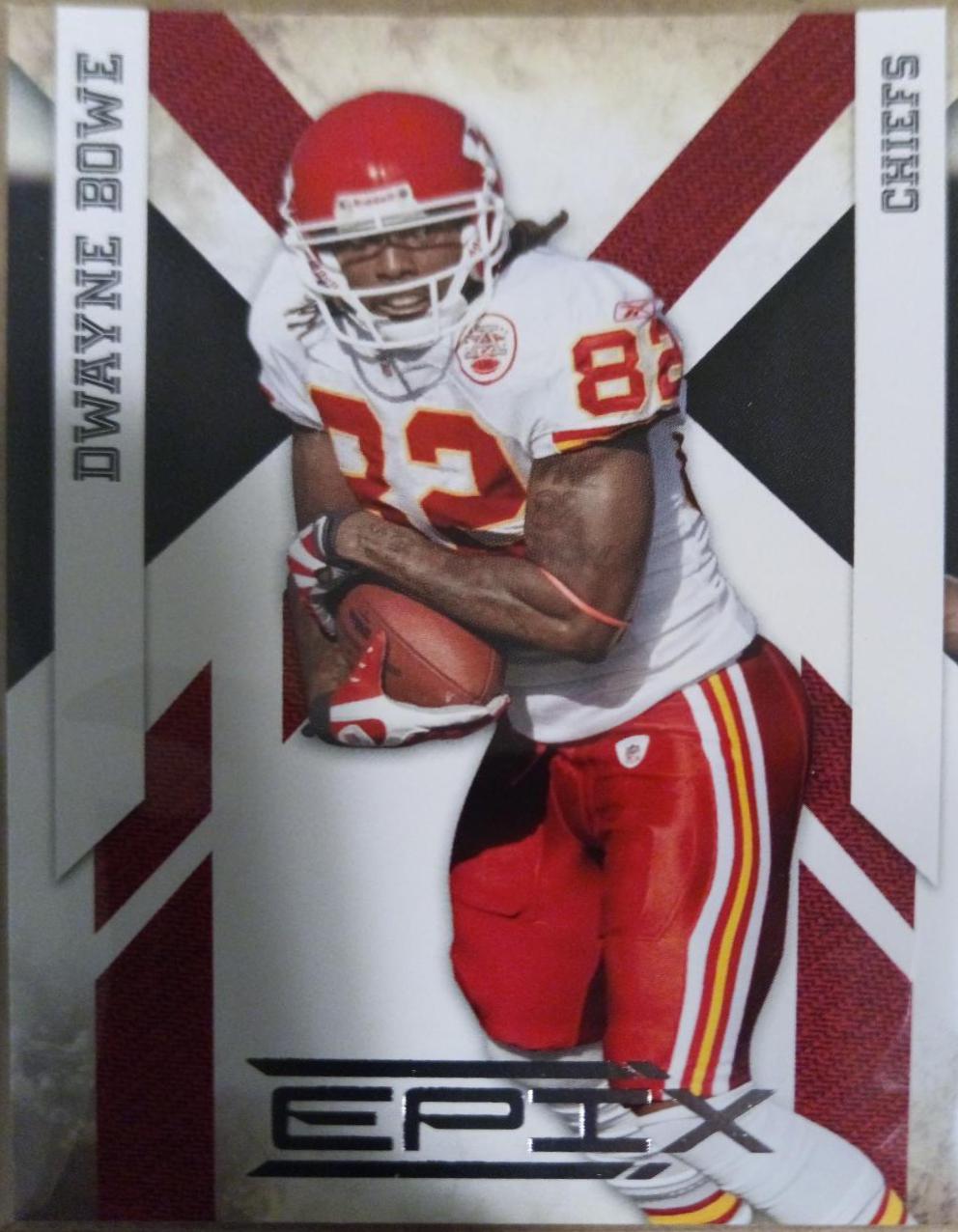 Dwayne Bowe #48 Football Cards 2010 Panini Epix