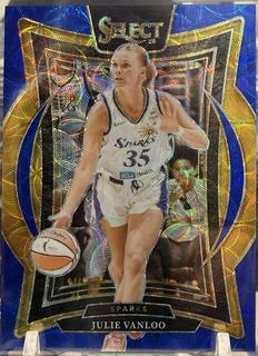 Julie Vanloo