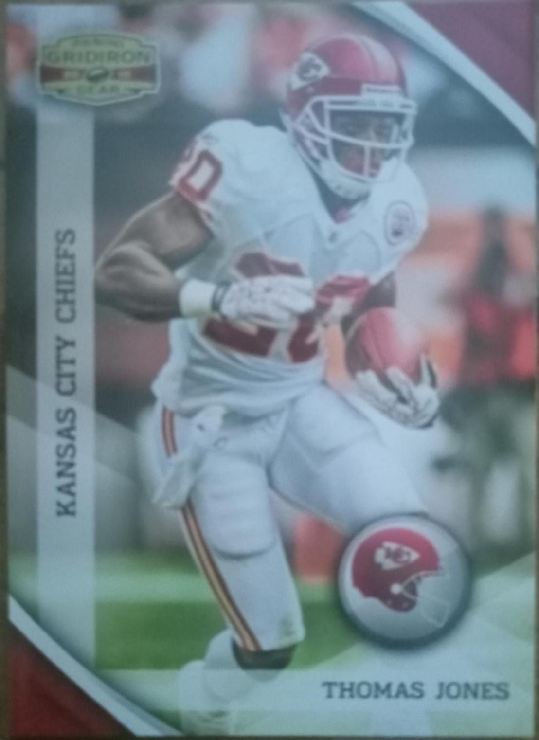 Thomas Jones #73 Football Cards 2010 Panini Gridiron Gear