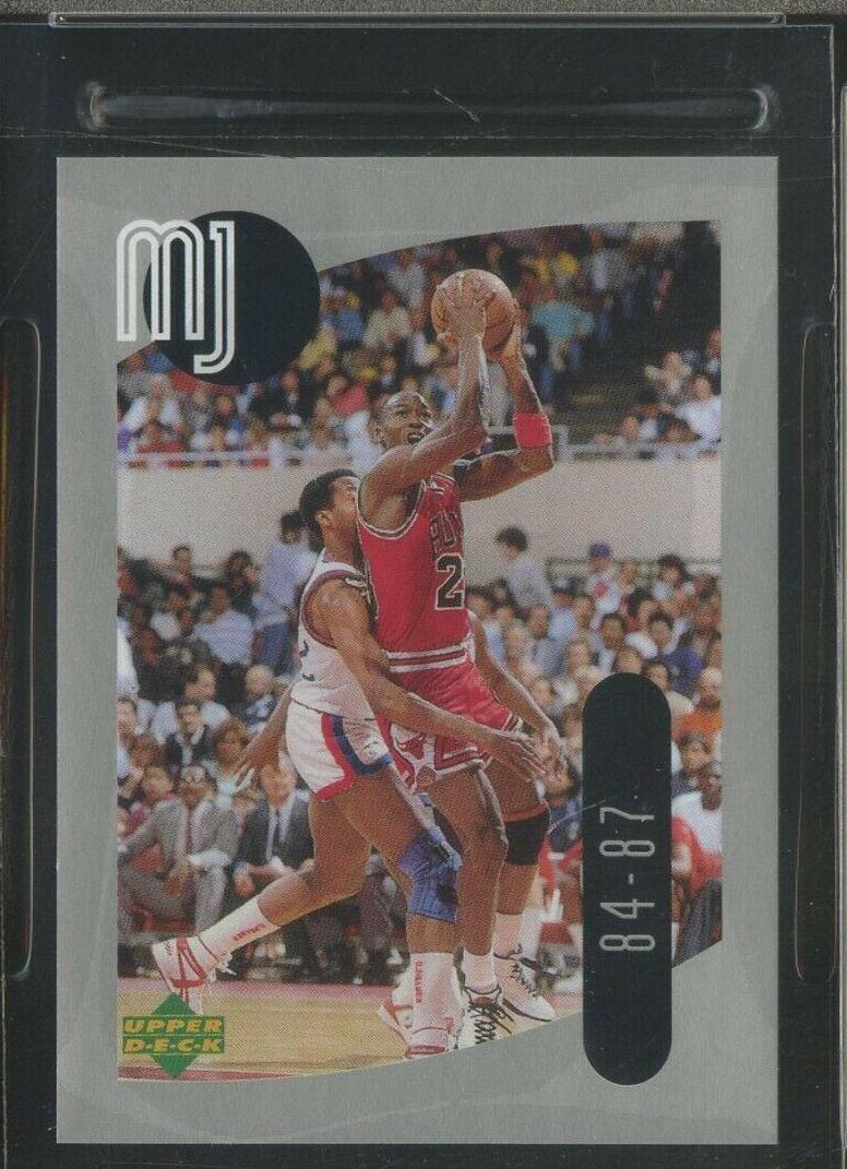 Michael Jordan #16 Basketball Cards 1998 Upper Deck International MJ Stickers