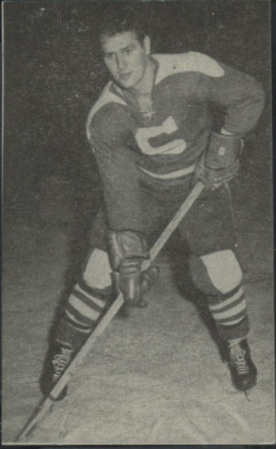 Lyal Wiseman #100 1952 St Lawrence Sales Hockey
