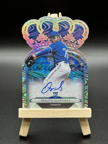 Orelvis Martinez #PCS-OA Baseball Cards 2023 Panini Chronicles Rookie Crown Signatures