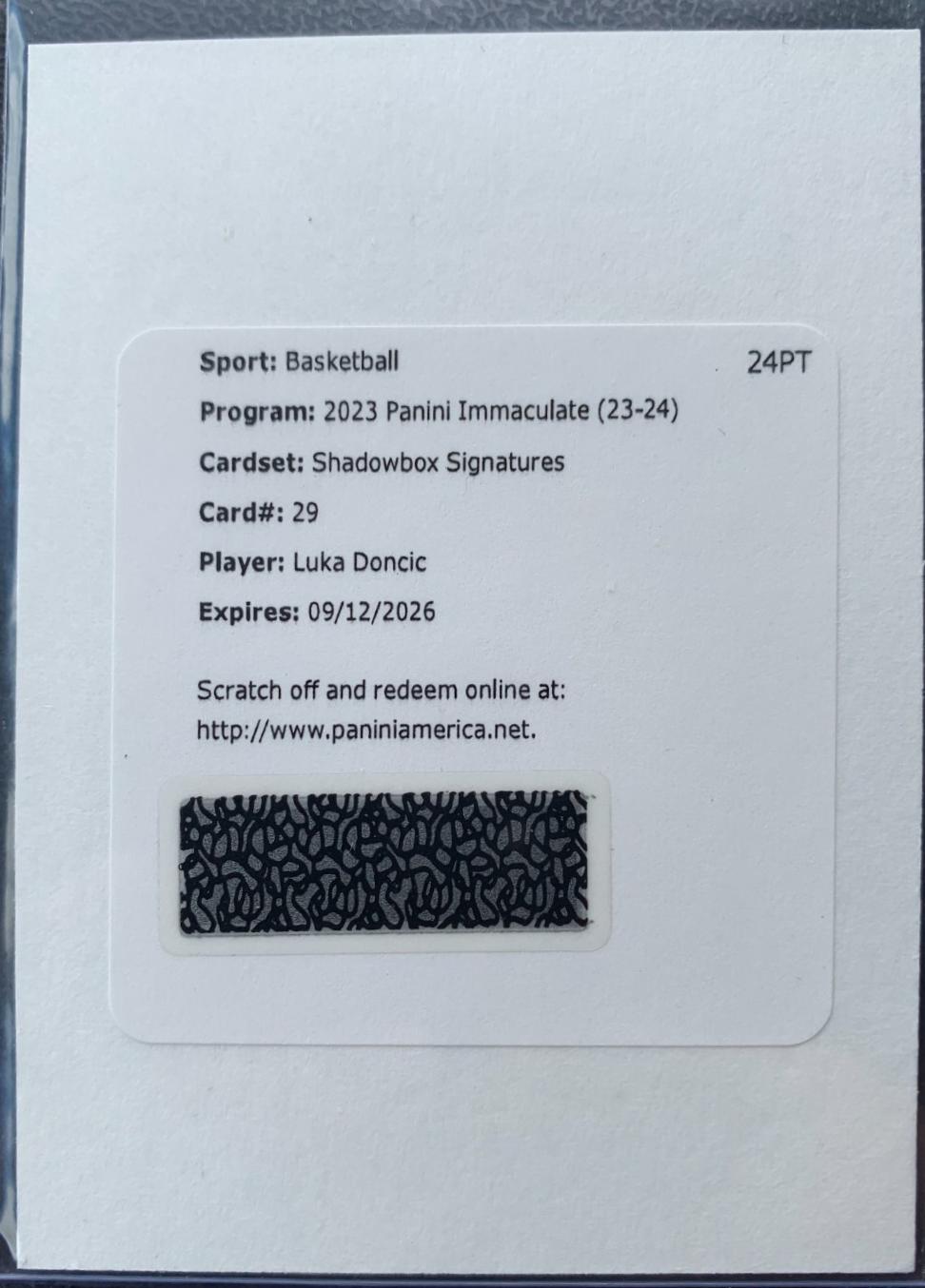 Luka Doncic #29 Basketball Cards 2023 Panini Immaculate Shadowbox Signatures