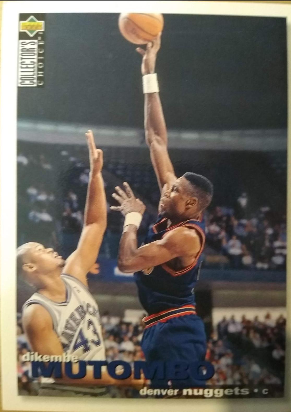 Dikembe Mutombo #28 Basketball Cards 1995 Collector's Choice International Italian II