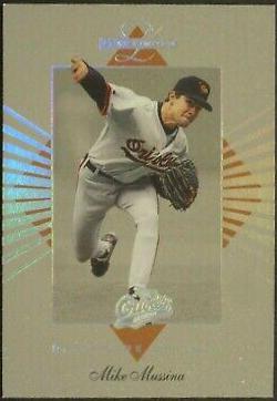 Mike Mussina #3 Baseball Cards 1994 Leaf Limited