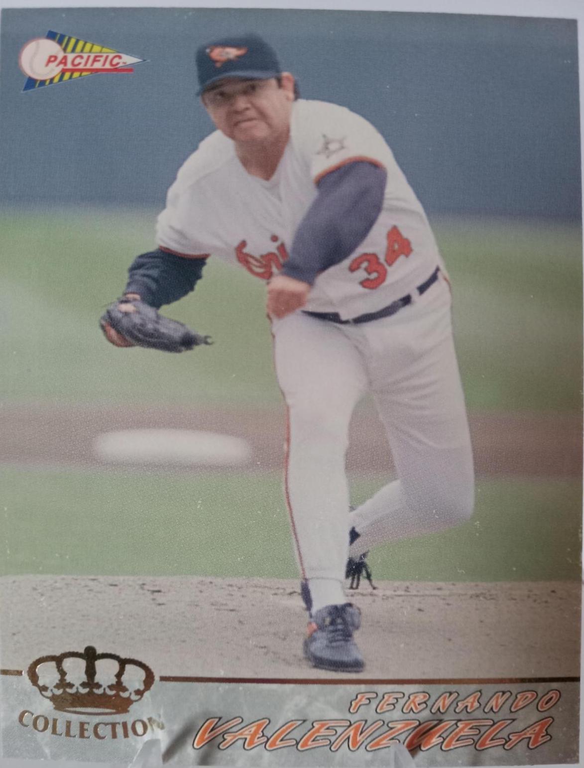 Fernando Valenzuela #46 Baseball Cards 1994 Pacific Crown Collection