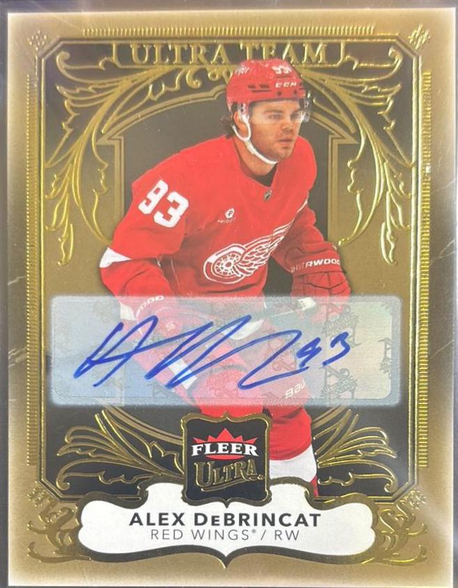 Alex DeBrincat #17 2025 Fleer Ultra Team Gold Gold Autograph Hockey