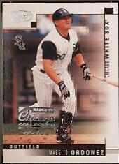 Magglio Ordonez #31 Baseball Cards 2003 Leaf