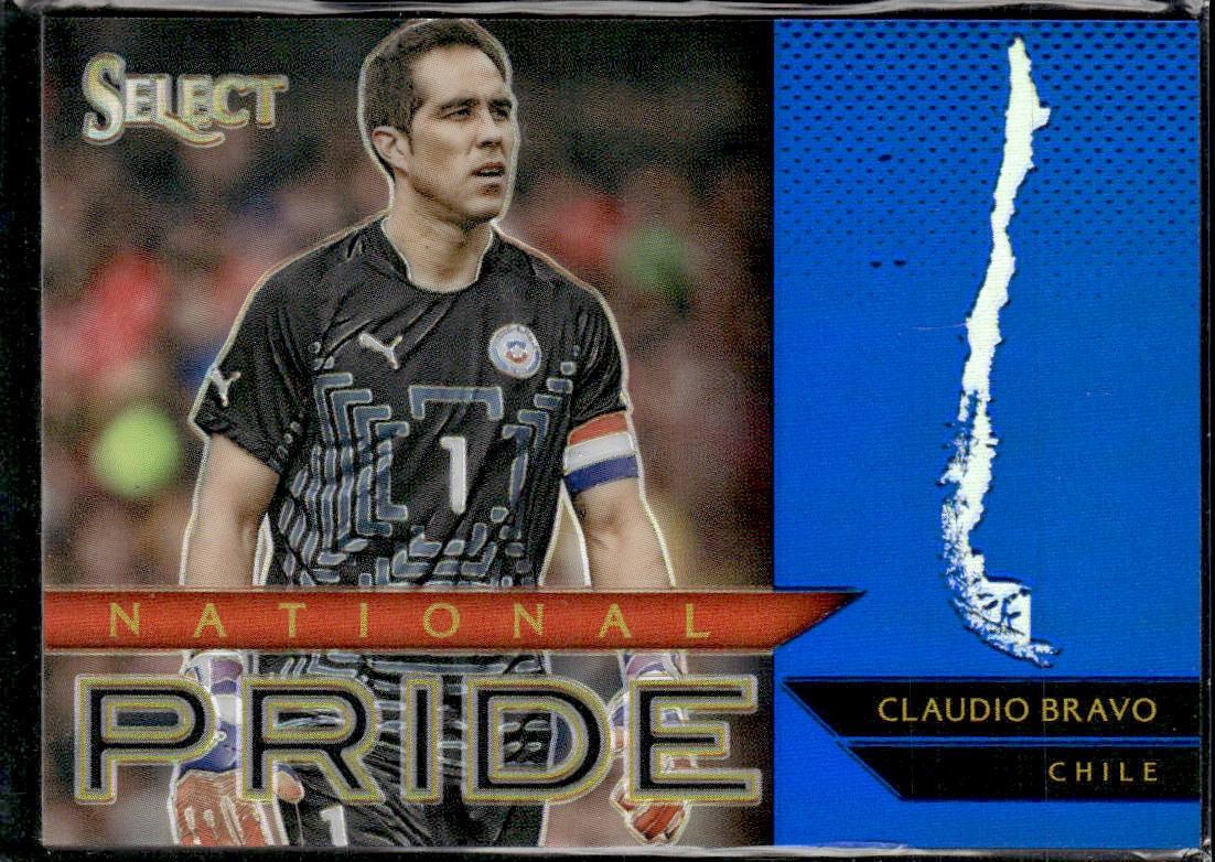 Claudio Bravo [Gold Prizm] #8