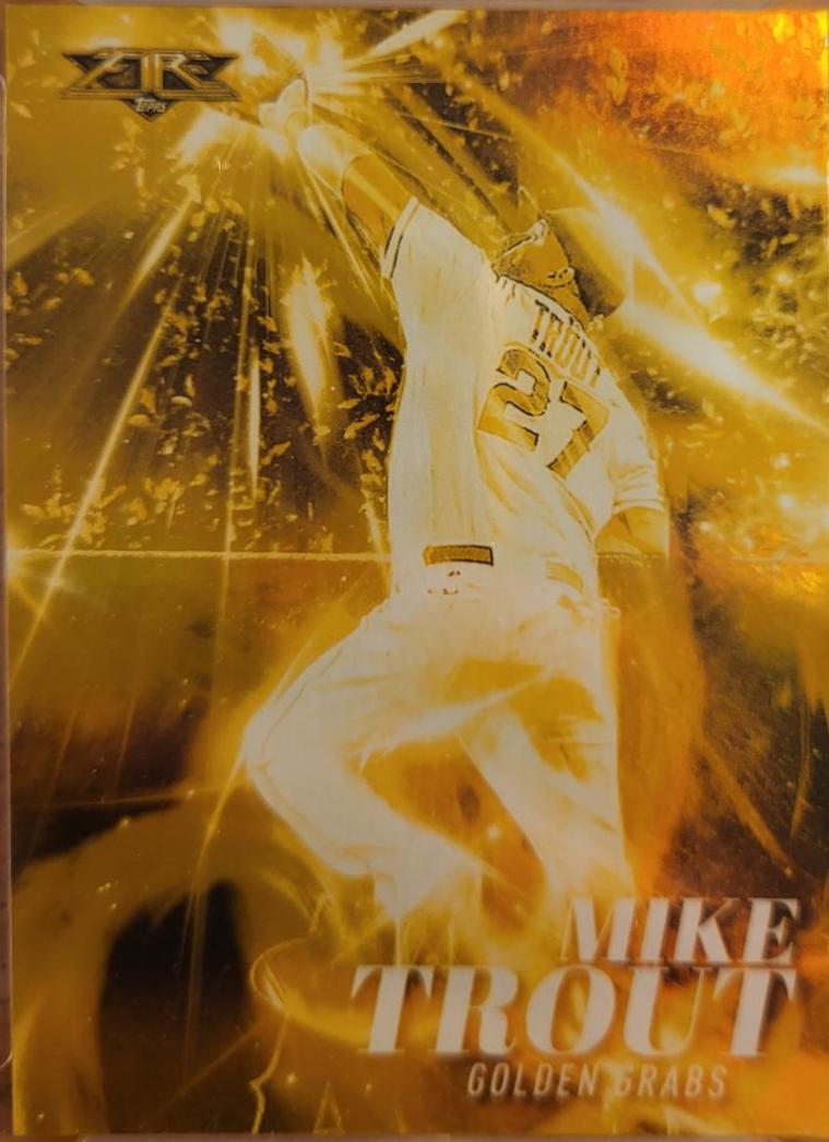Mike Trout #GG-20 Baseball Cards 2017 Topps Fire Golden Grabs
