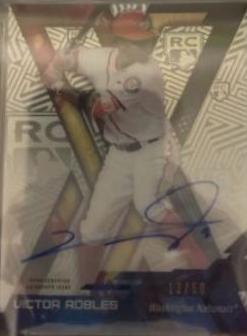 Victor Robles [Autograph] #VR