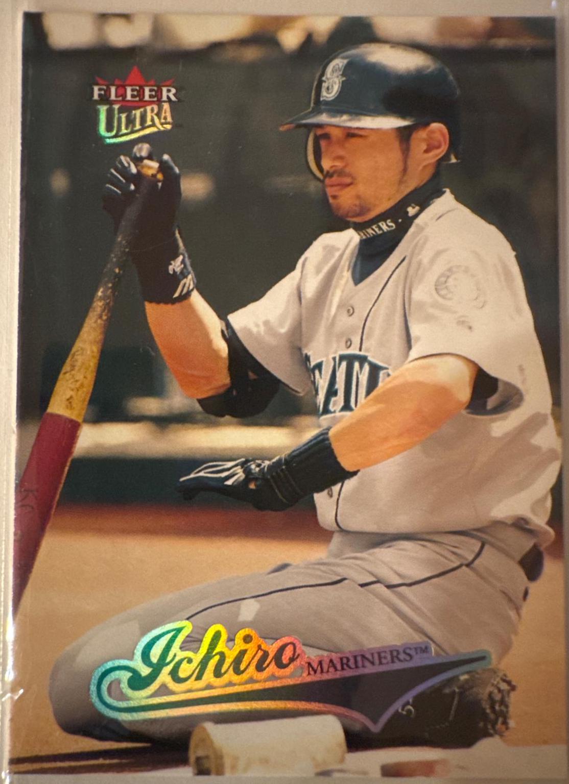 Ichiro Suzuki #40 Baseball Cards 2004 Ultra