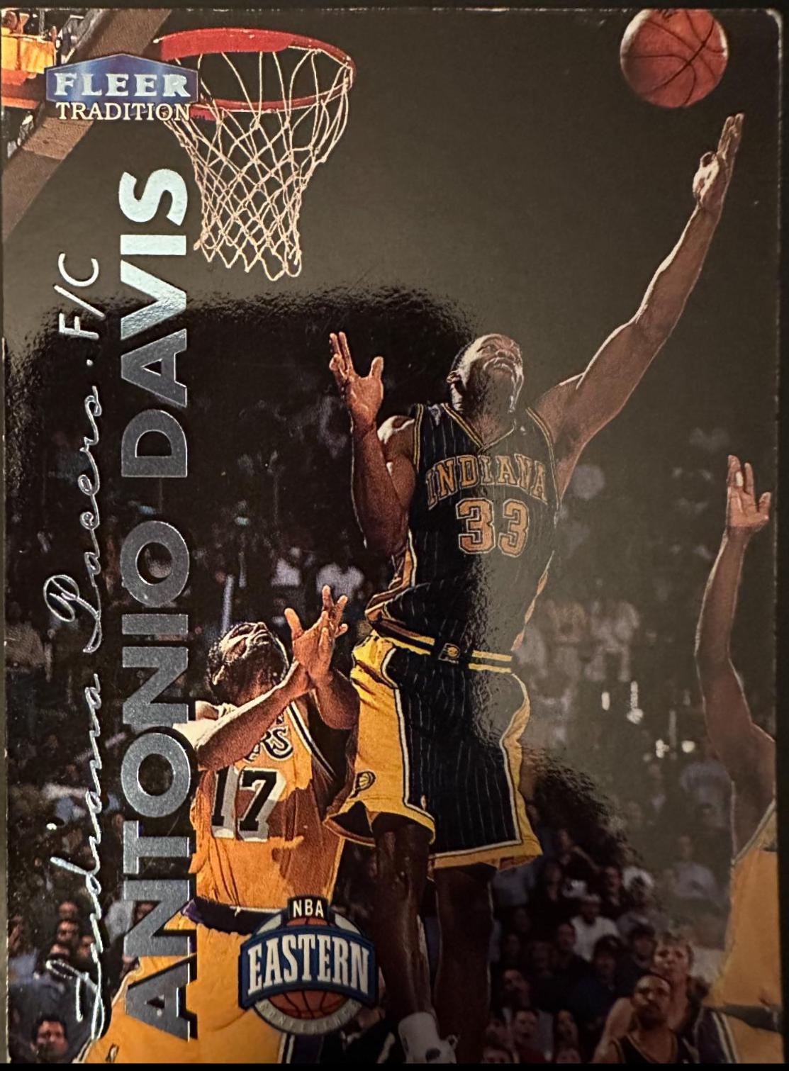 Antonio Davis #22 Basketball Cards 1999 Fleer Tradition