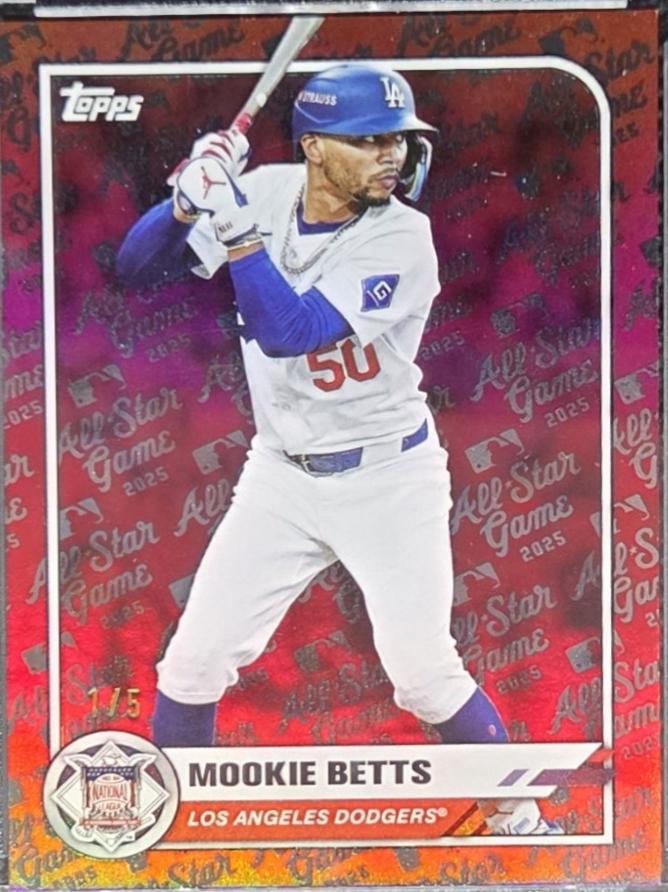 Mookie Betts [Red] #80