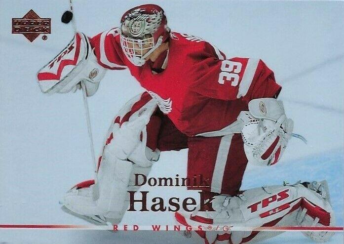 Dominik Hasek #4 Hockey Cards 2007 Upper Deck