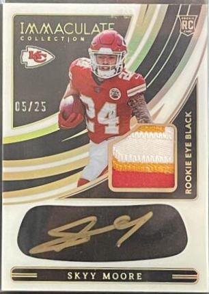 Skyy Moore [Patch Autograph Gold] #120