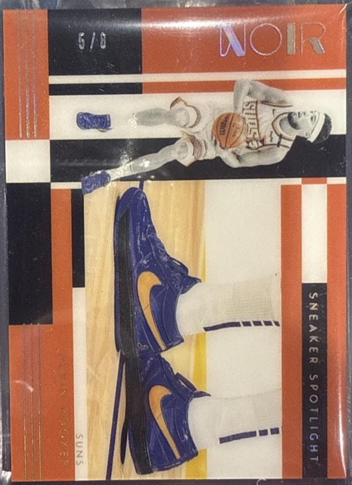 Devin Booker [FOTL Holo Gold] #5