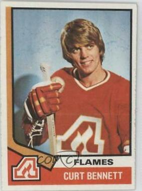 Curt Bennett #33 Hockey Cards 1974 Topps