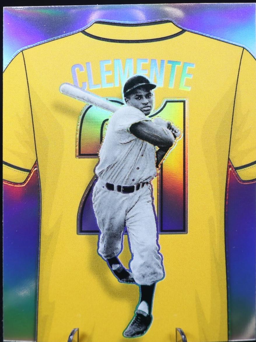 Roberto Clemente #13 Prices | 2025 Panini Crusade Numbers