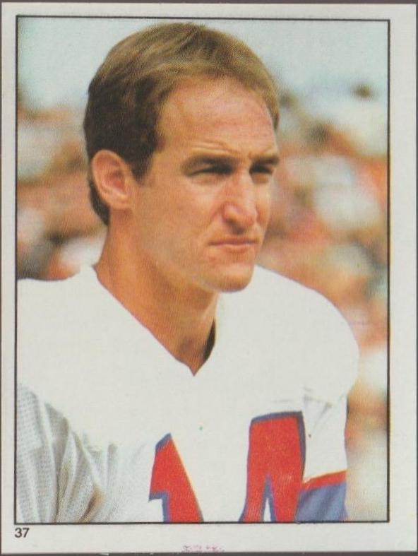 Steve Grogan #37 Football Cards 1981 Topps Stickers