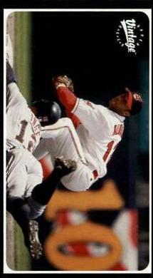Roberto Alomar #36 Baseball Cards 2002 Upper Deck Vintage