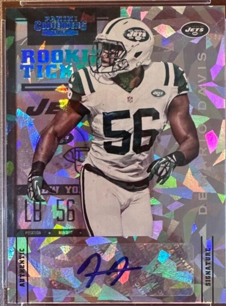 Demario Davis [Green Gloves Autograph Cracked Ice] #127