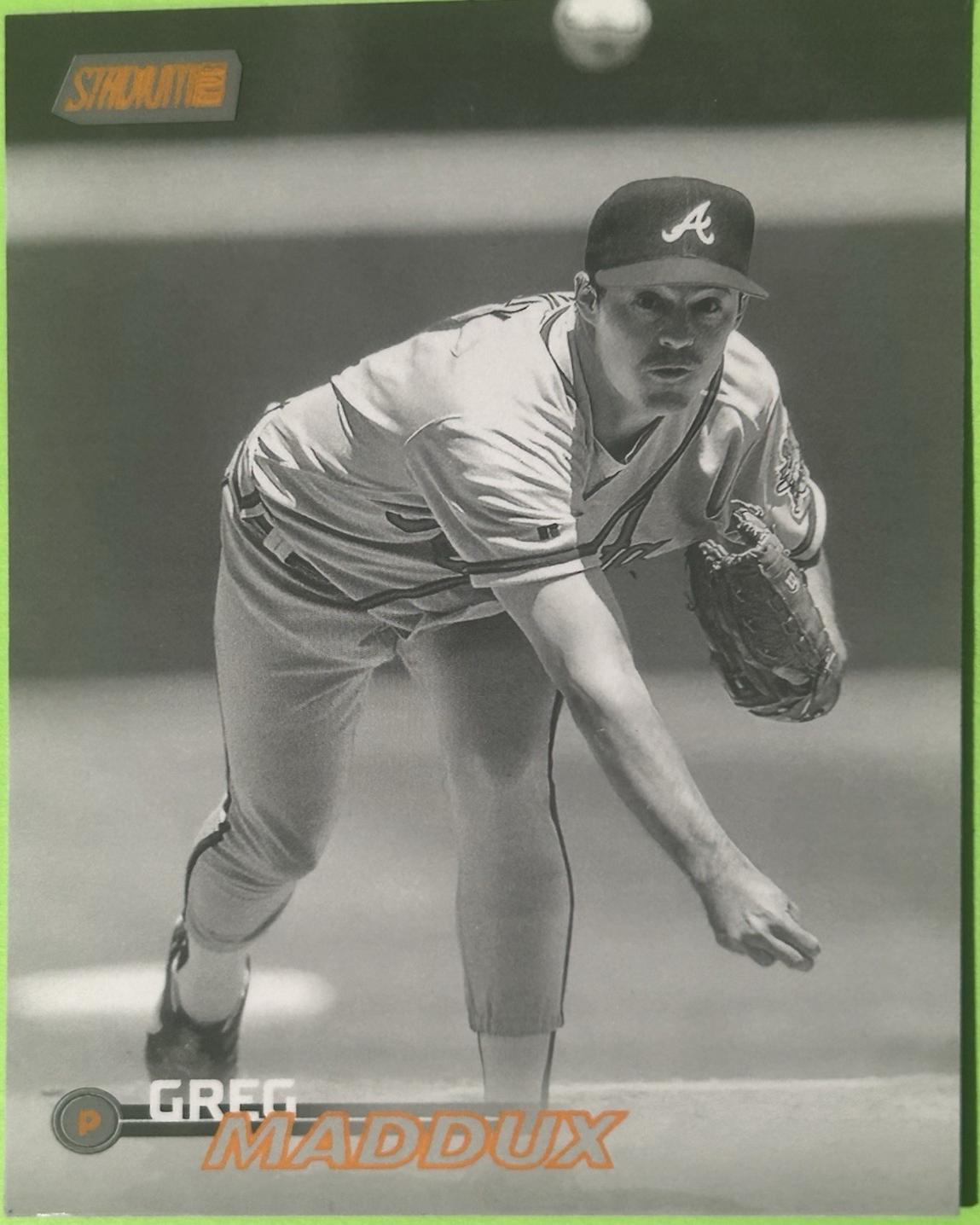 Greg Maddux [Black & White] #100