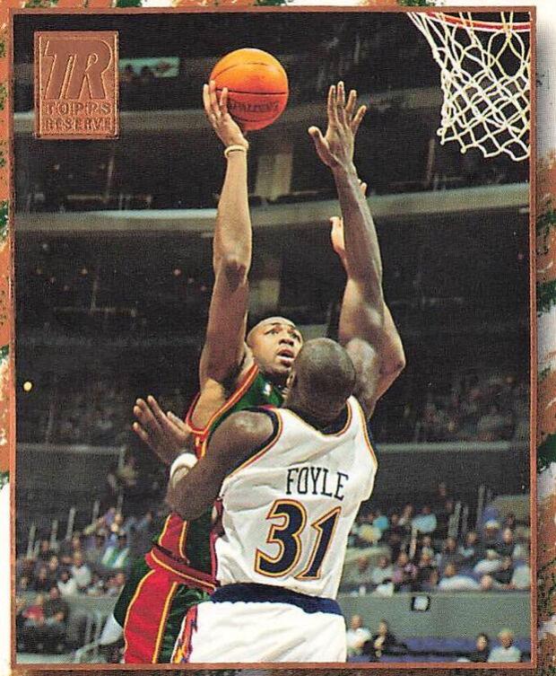 Vin Baker #25 Basketball Cards 2000 Topps Reserve