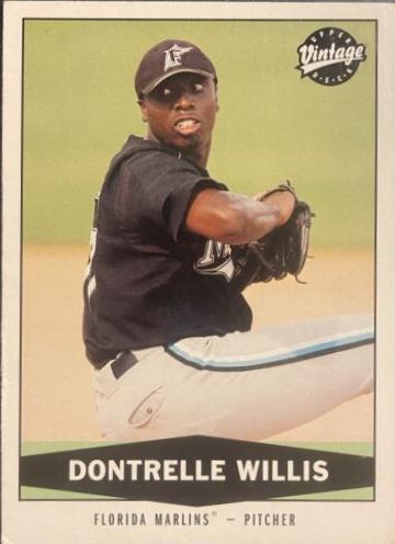 Dontrelle Willis #69 Baseball Cards 2004 Upper Deck Vintage
