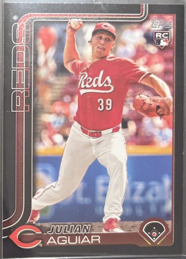 Julian Aguiar [Black Holo Foil] #566