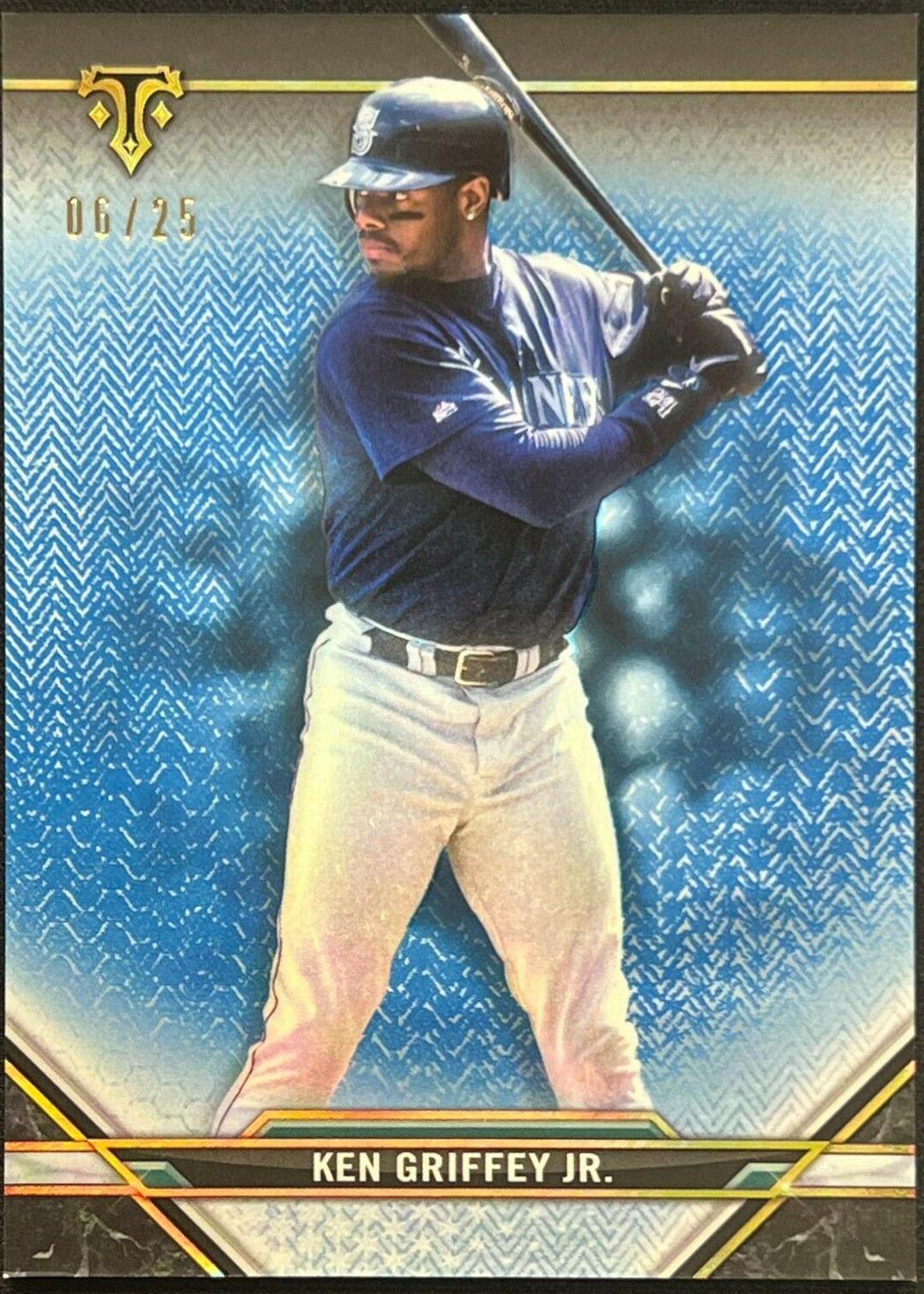 Ken Griffey Jr. [Sapphire] #82