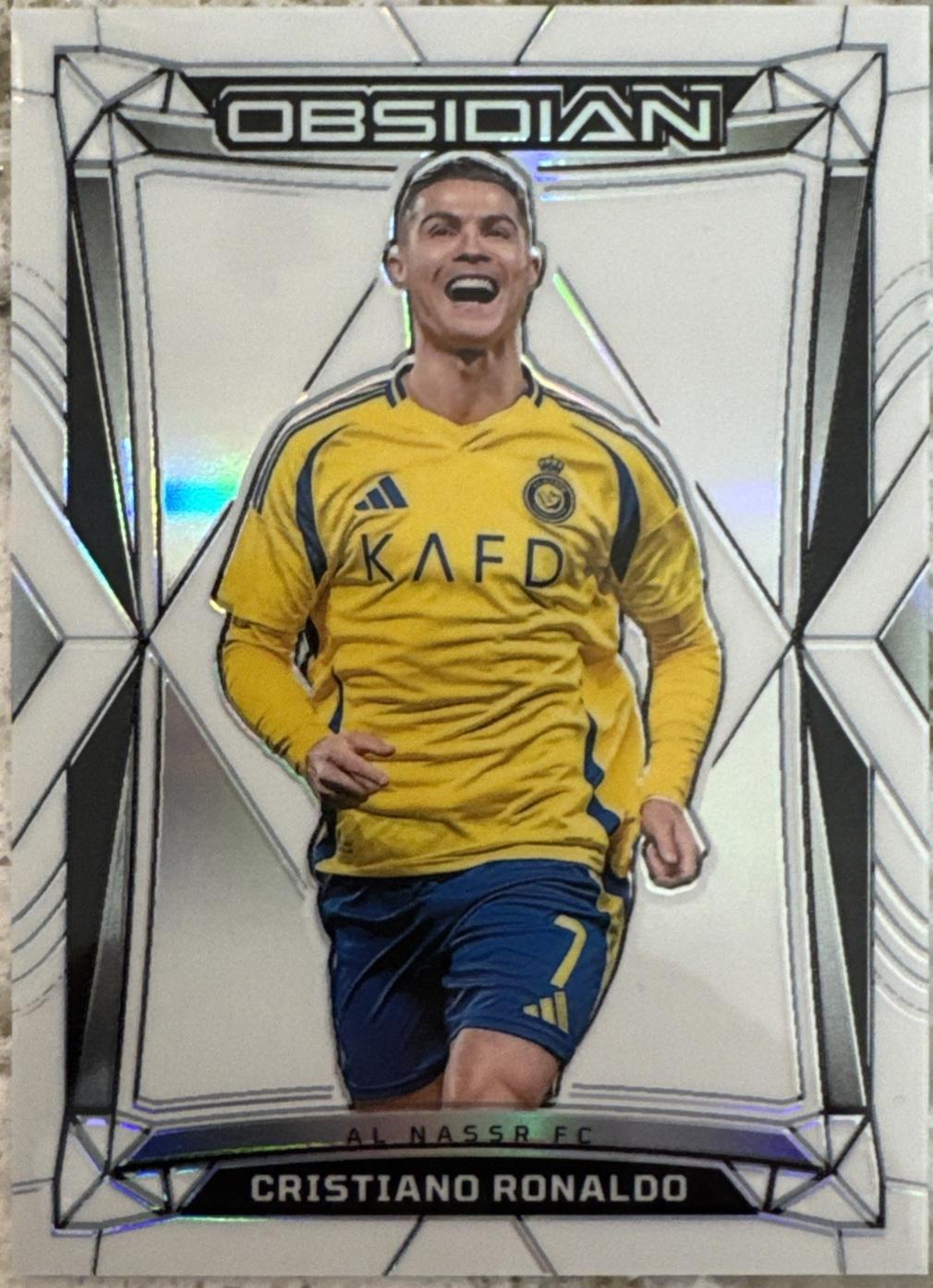 Cristiano Ronaldo [White Pulsar] #75