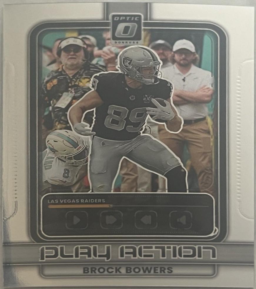 2025 Panini Donruss Optic Play Action Brock Bowers #7 card