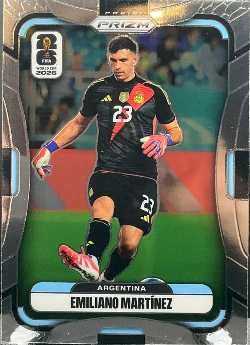 Emiliano Martinez #2 2026 Panini Prizm FIFA