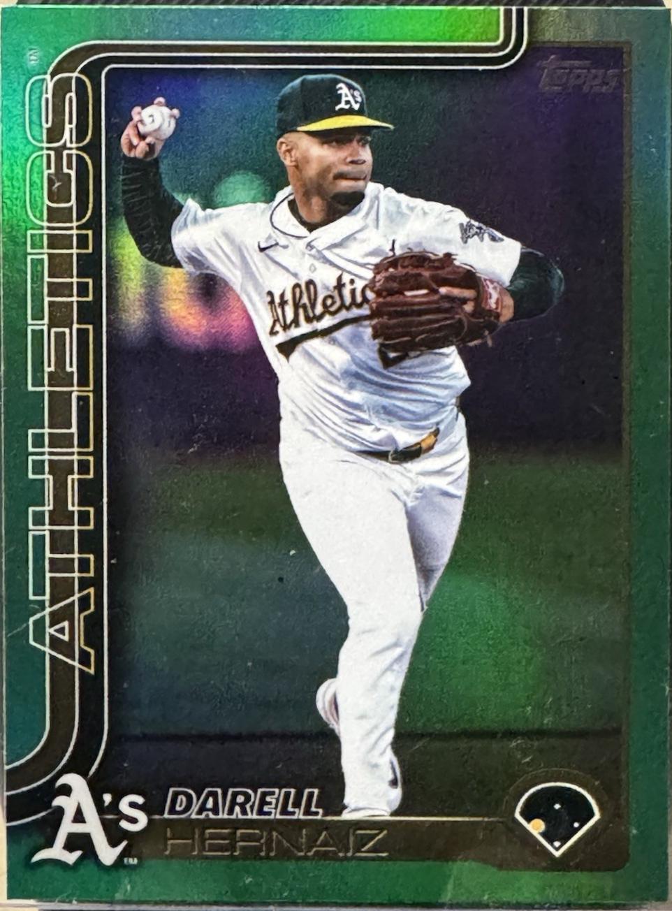 Darell Hernaiz [Green Rainbow Foil] #695