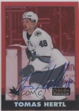 Tomas Hertl #R-30 Hockey Cards 2021 O-Pee-Chee Platinum 2020 Update Retro Red Rainbow Autograph