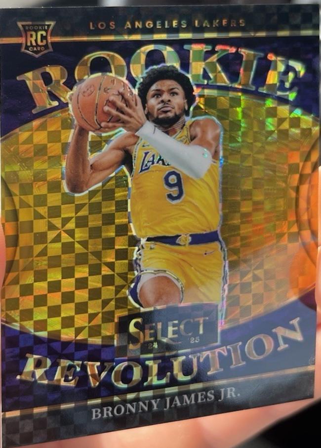 Bronny James Jr. [Gold Prizm] #3